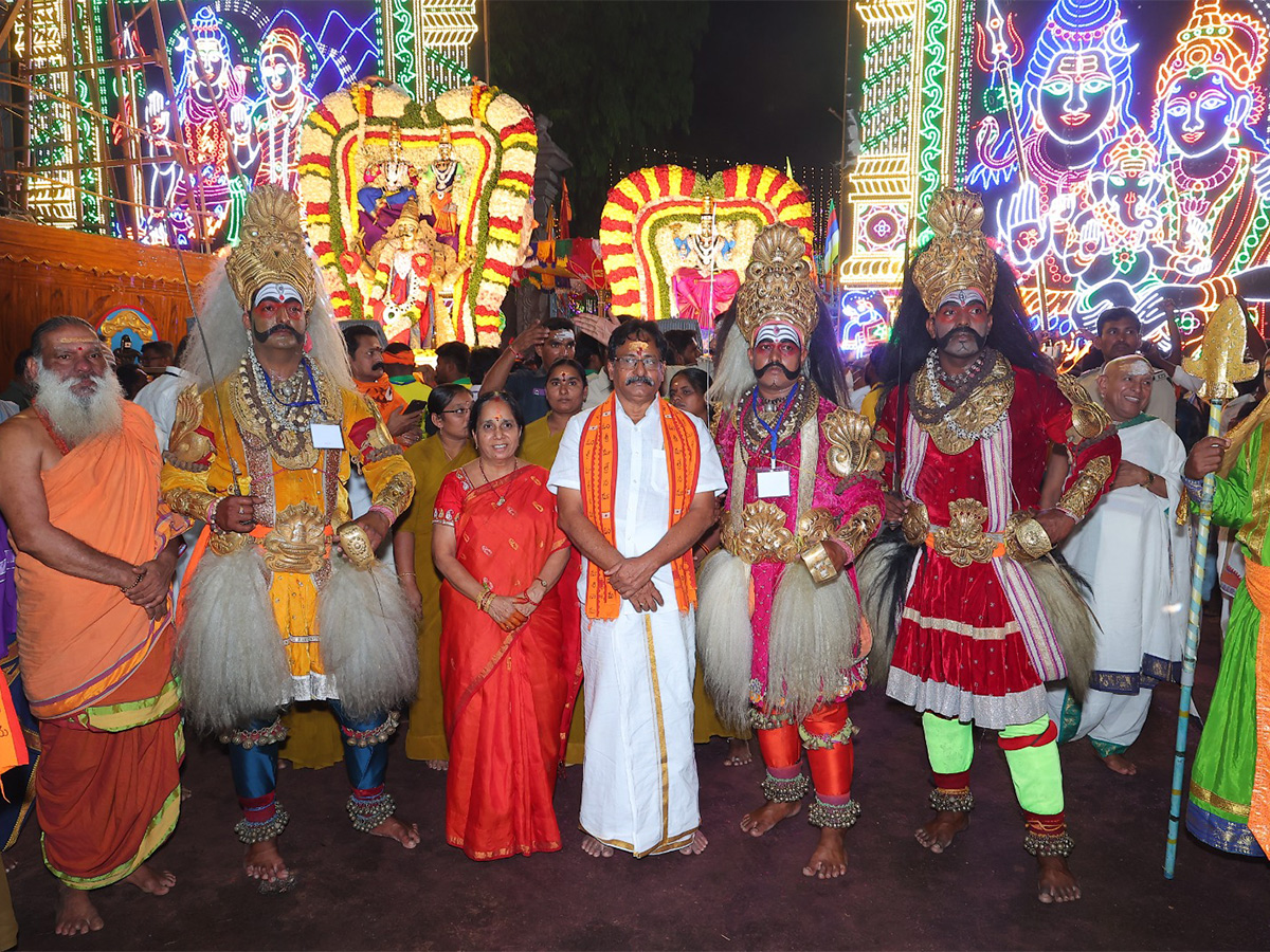 Ugadi Mahotsavam begins at Srisailam temple - Sakshi19