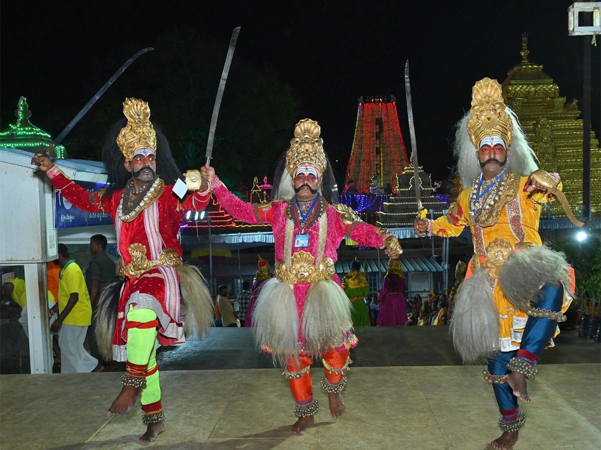 Ugadi Mahotsavam begins at Srisailam temple - Sakshi25