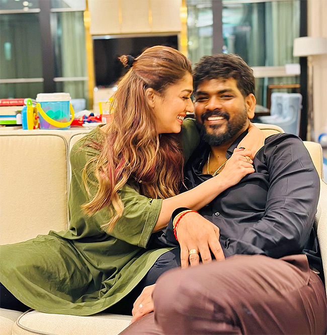 nayanthara and vignesh shivan love story - Sakshi3