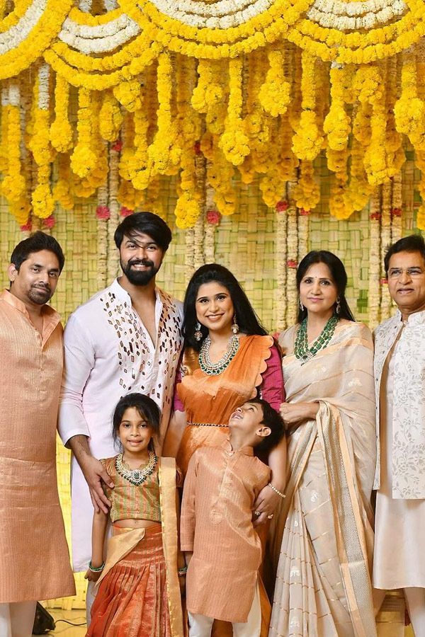 Actor Kalyan Dhev ugadi Celebrations With Daughter Photos - Sakshi4