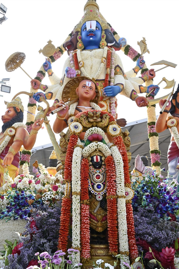 Magnificent Puspayagam at Tirumala Srivari Temple Photo - Sakshi18