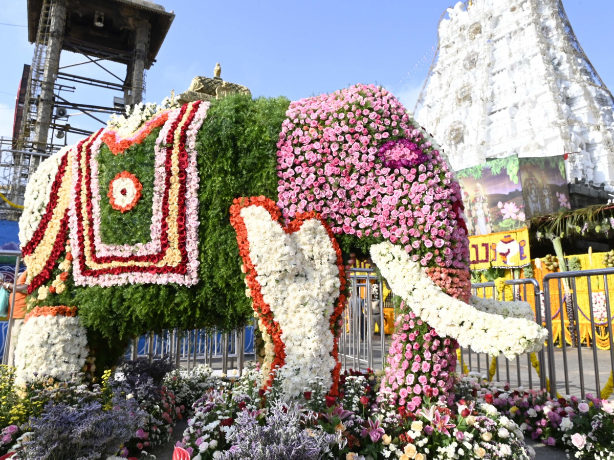 Magnificent Puspayagam at Tirumala Srivari Temple Photo - Sakshi19