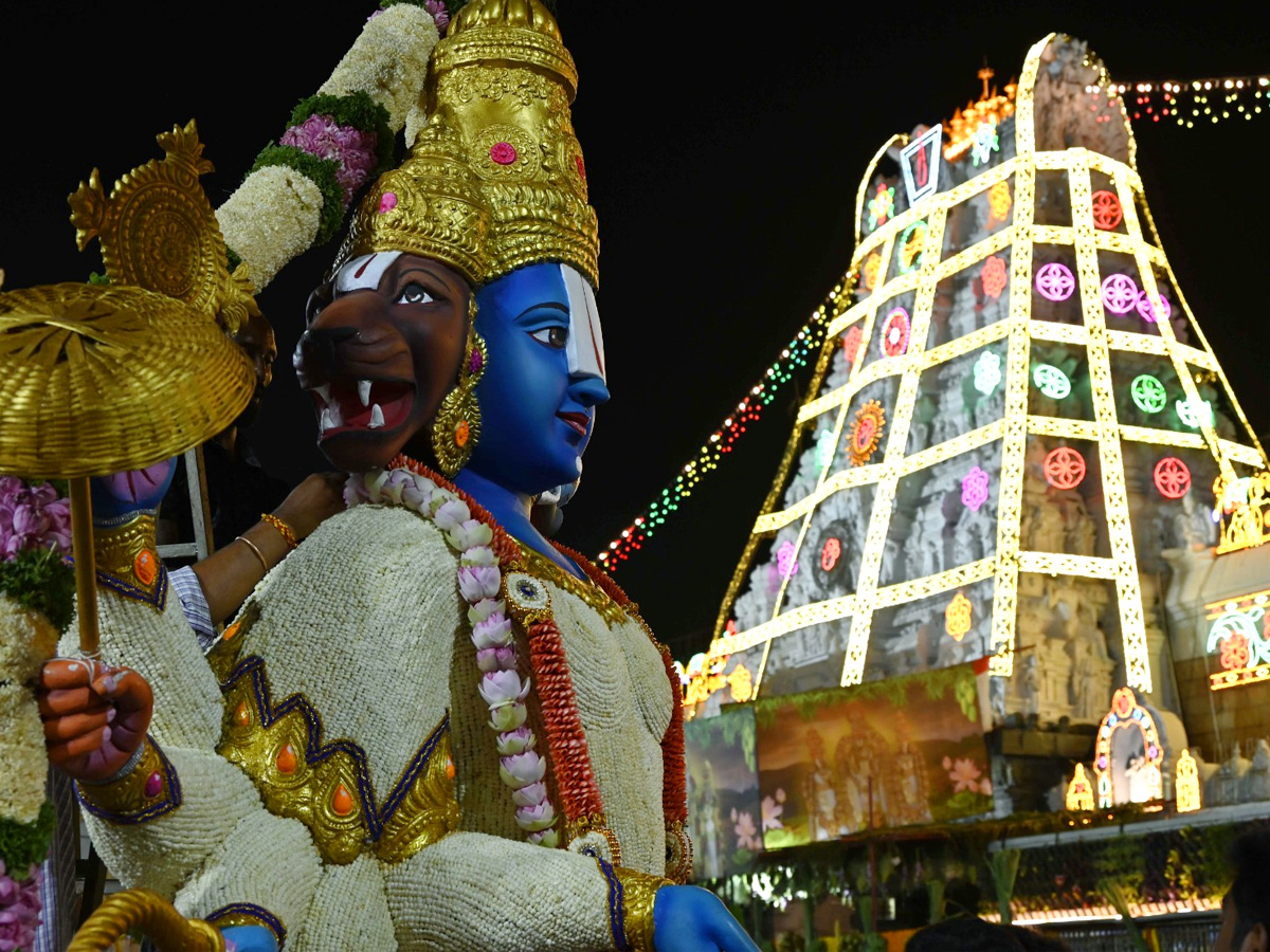 Magnificent Puspayagam at Tirumala Srivari Temple Photo - Sakshi27