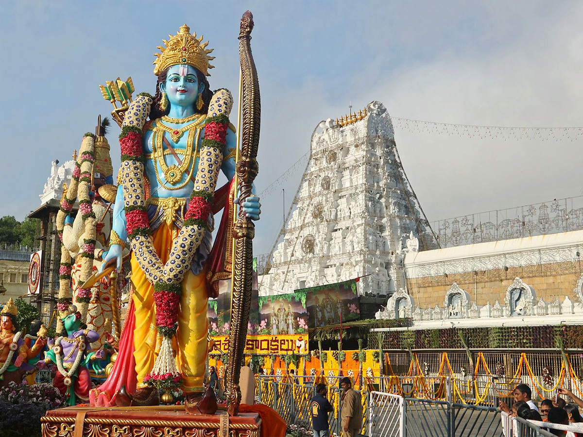 Magnificent Puspayagam at Tirumala Srivari Temple Photo - Sakshi10