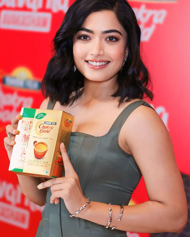 Rashmika Mandanna In Begumpet Photos - Sakshi7