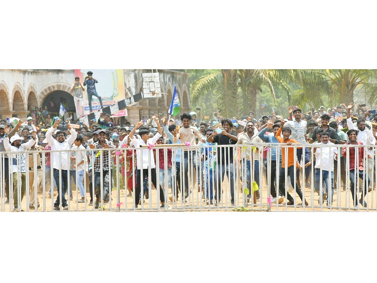 AP CM YS Jagan Public Meeting at Bobbili Photos10