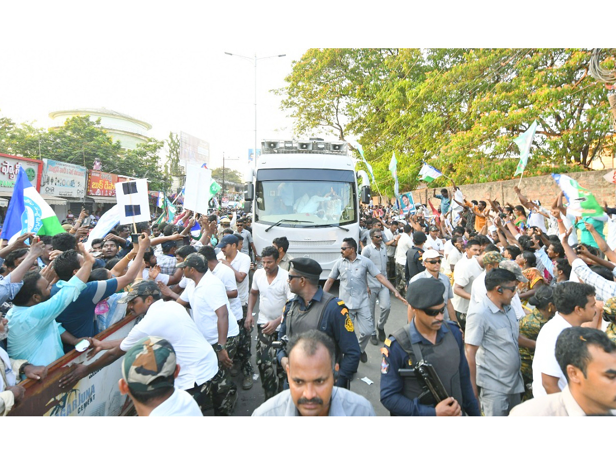 AP CM YS Jagan Public Meeting At Eluru Photos2