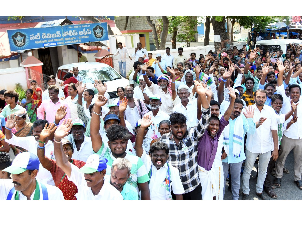 CM YS Jagan Public Meeting At Puttur Tirupati Photos22