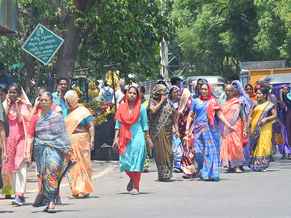 Best Photos of The Day in AP and Telangana Photo Gallery8