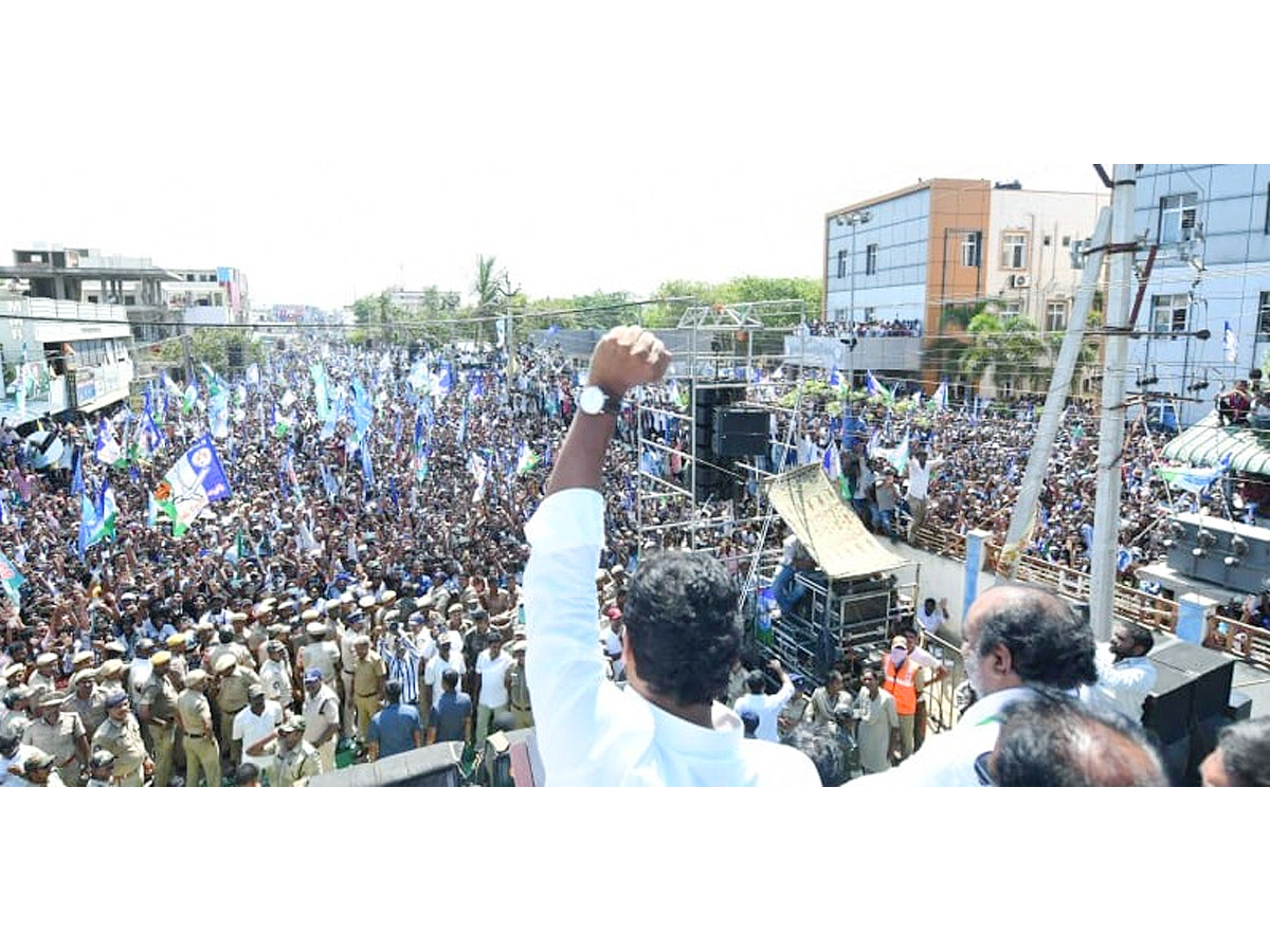 AP CM YS Jagan Public Meeting at Kaikalur Photos10