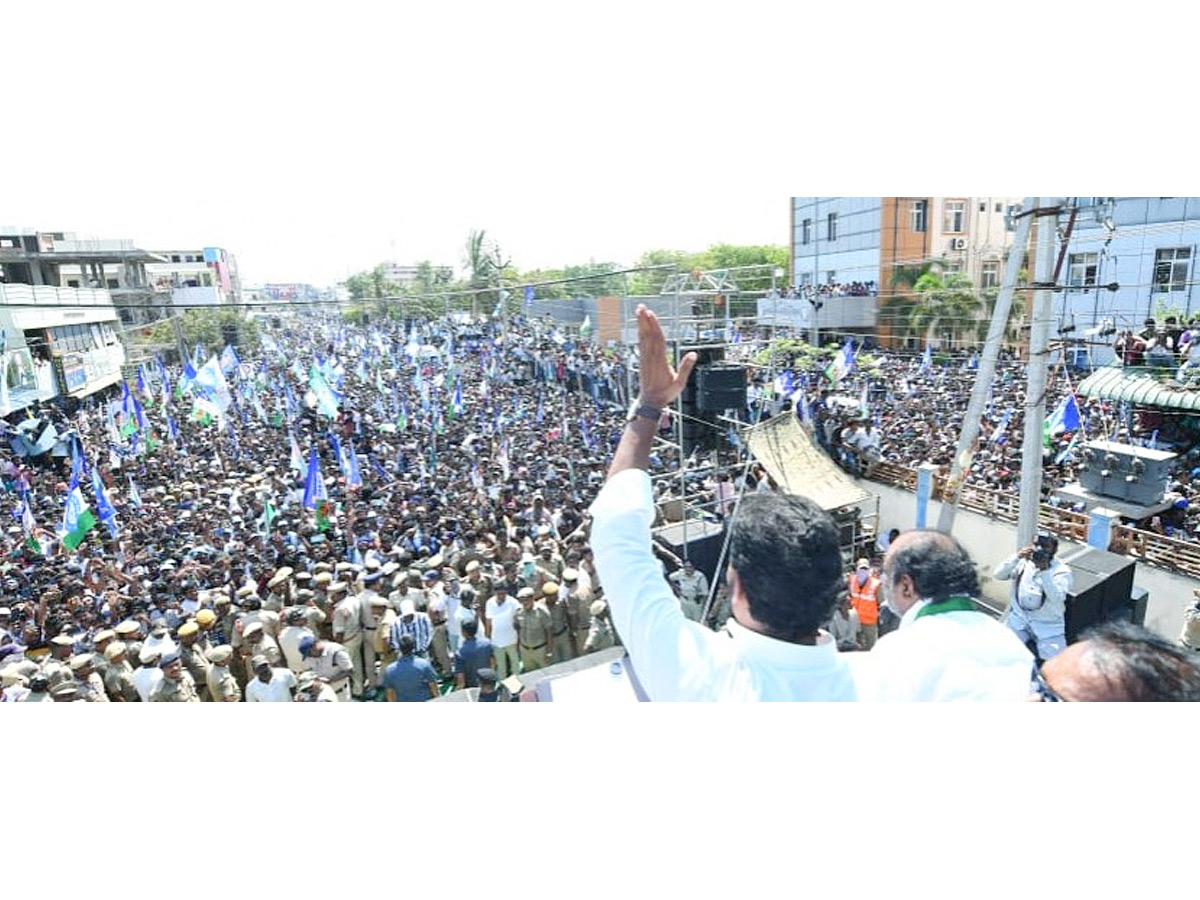 AP CM YS Jagan Public Meeting at Kaikalur Photos7