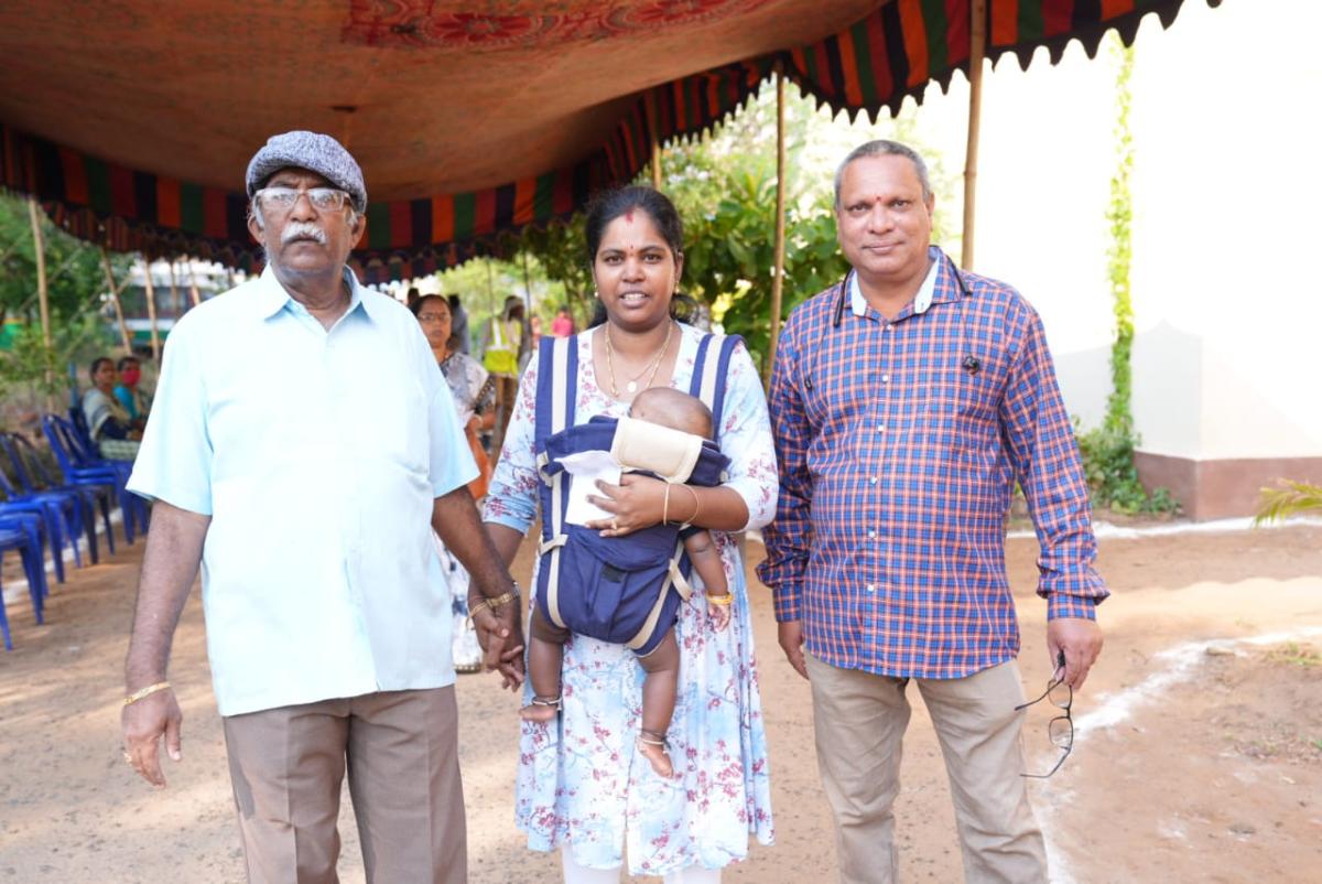 Telangana Elections 2024: Voters At Polling Stations Photos2