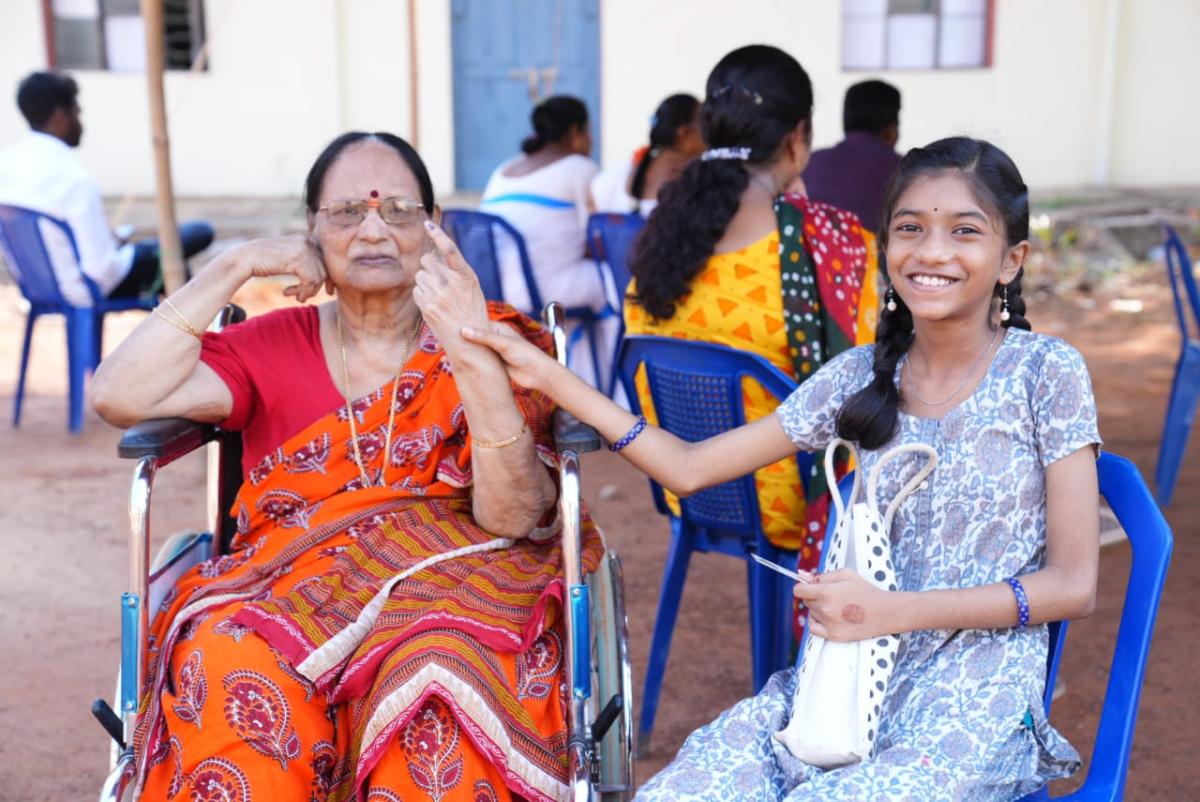 Telangana Elections 2024: Voters At Polling Stations Photos5