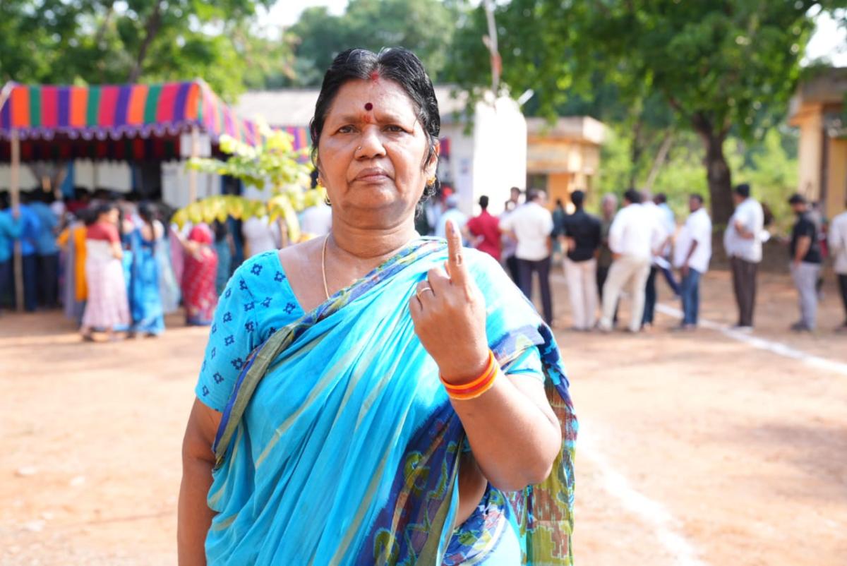 Telangana Elections 2024: Voters At Polling Stations Photos6