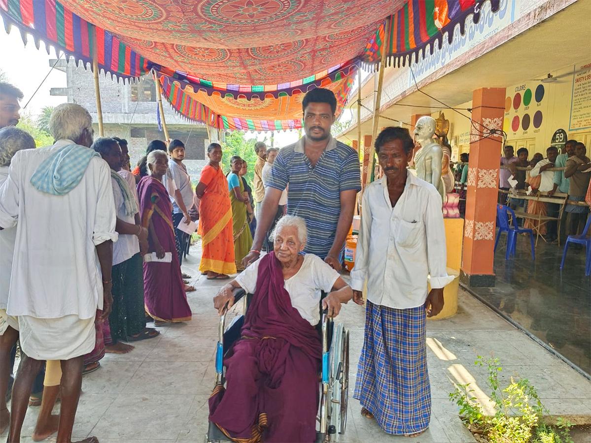 Oldages And Handicapted People Cast Thier Votes In AP26