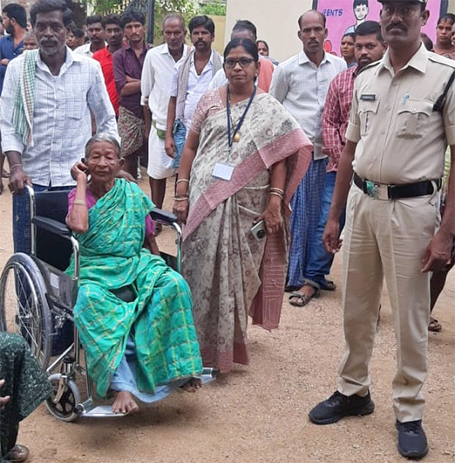 Oldages And Handicapted People Cast Thier Votes In AP31