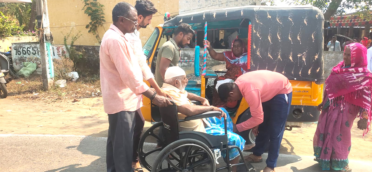 Oldages And Handicapted People Cast Thier Votes In AP24