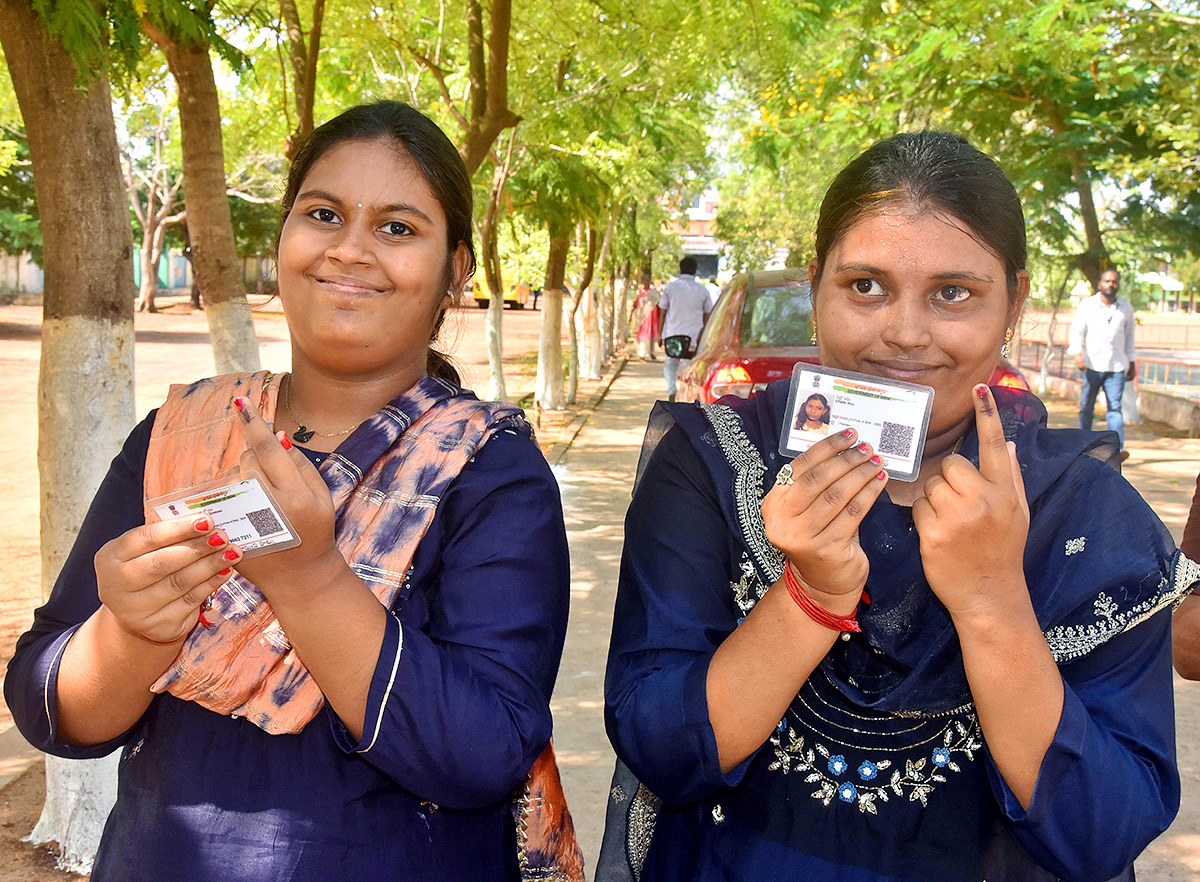 Elections 2024: First Time Voters In AP Photos24