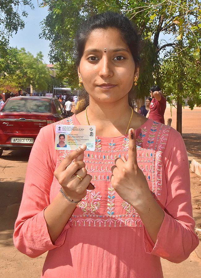 Elections 2024: First Time Voters In AP Photos26