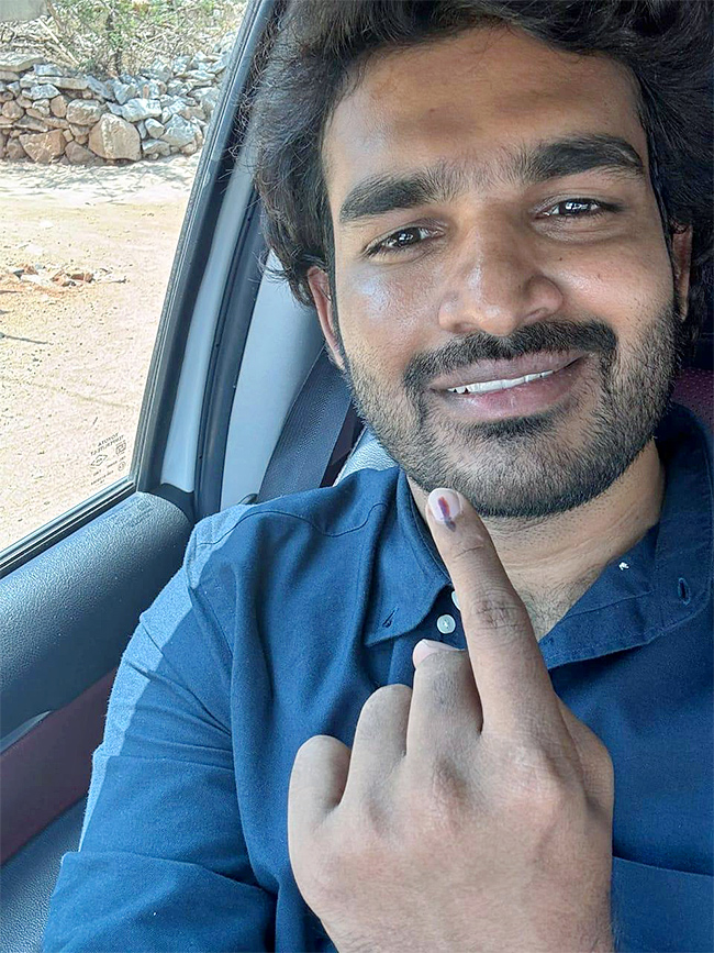 cinema and political celebrities cast their voting In hyderabad21