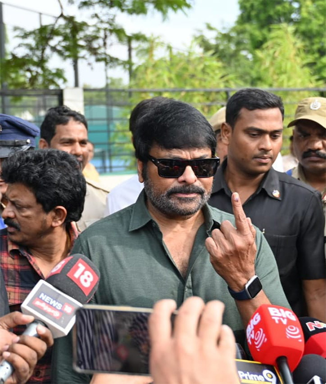 cinema and political celebrities cast their voting In hyderabad6