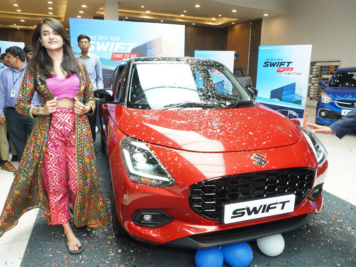 Bigg Boss fame Sri Satya unveils The Epic New Swift car: Photos15