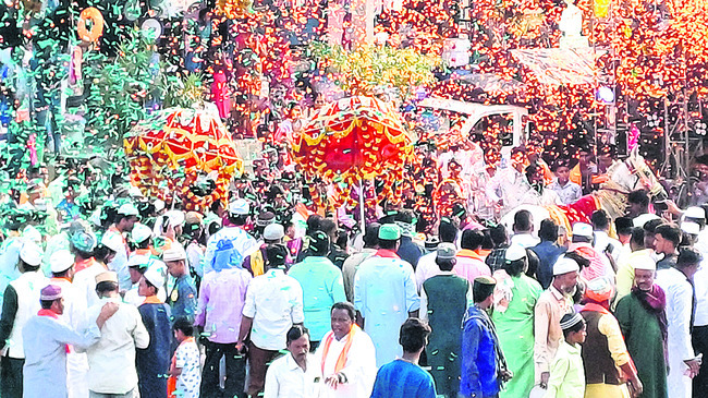 ఘనంగా ఉర్సు1