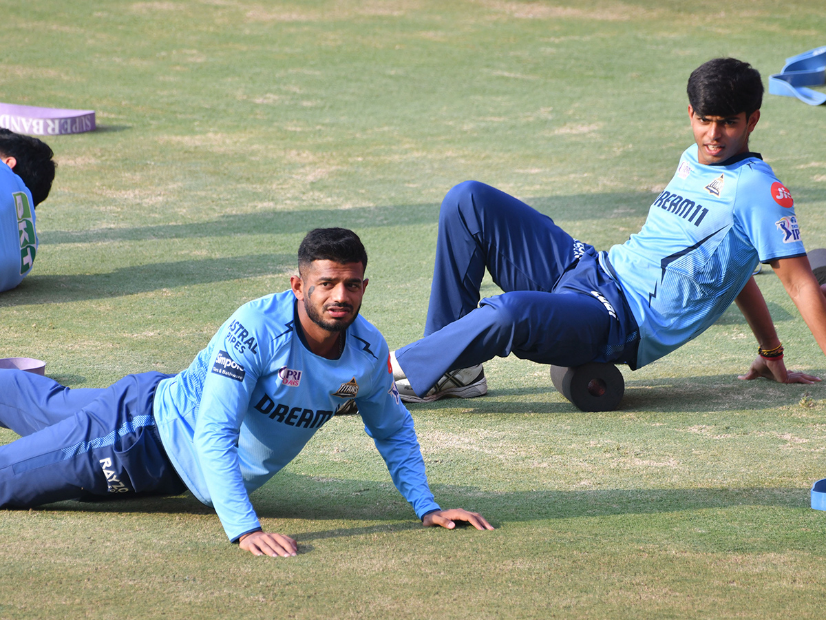 Special Photos: SRH And GT Players Net Practice At Uppal Stadium2