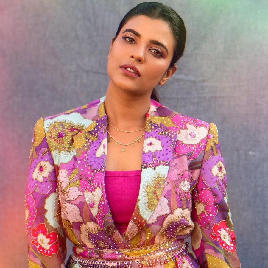 Actress Aishwarya Rajesh Latest Outfit Photos Goes Viral23