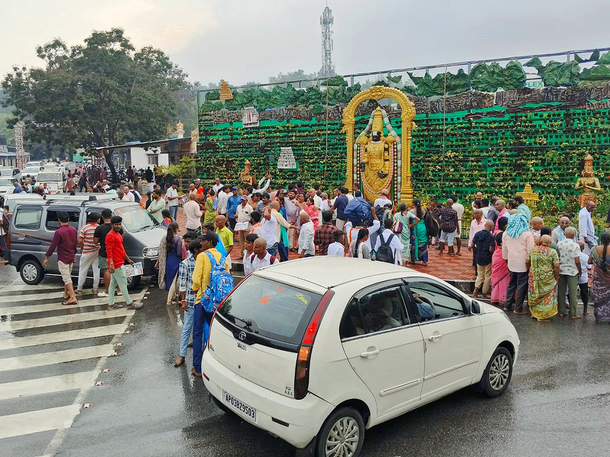 Huge Rush At Tirumala Temple, See Photos14