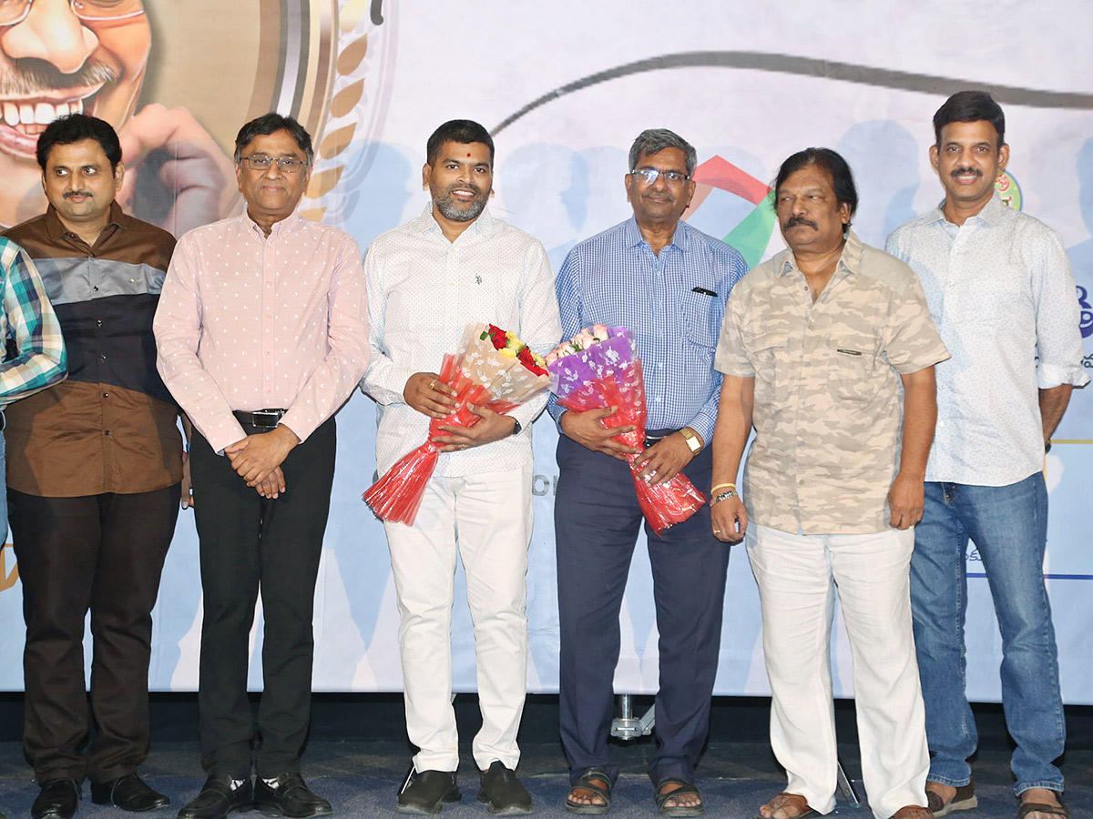 Sirivennela's Naa Uchwasam Kavanam Program Press Meet Photos10