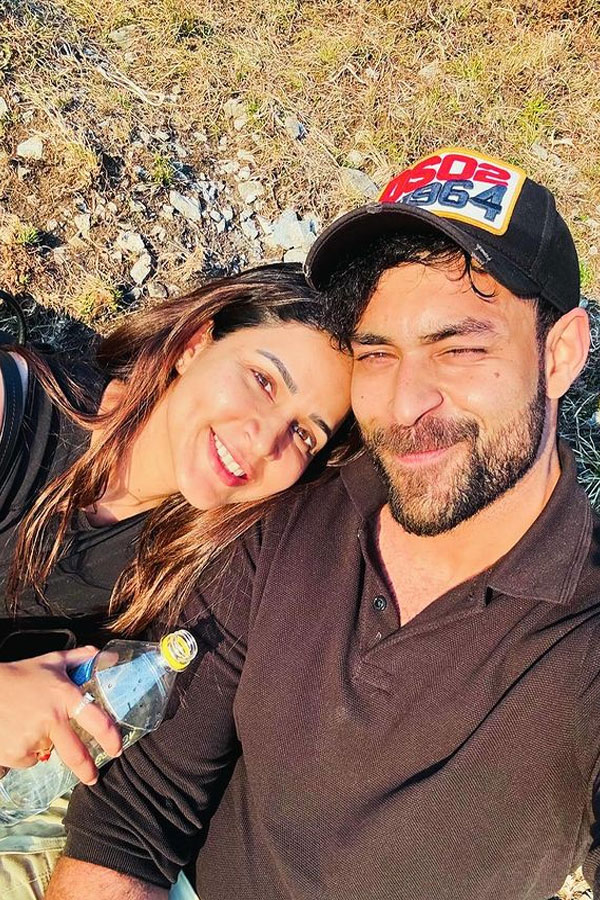 Lavanya Tripathi-Varun Tej Enjoying Vacation, Pics Goes Viral10