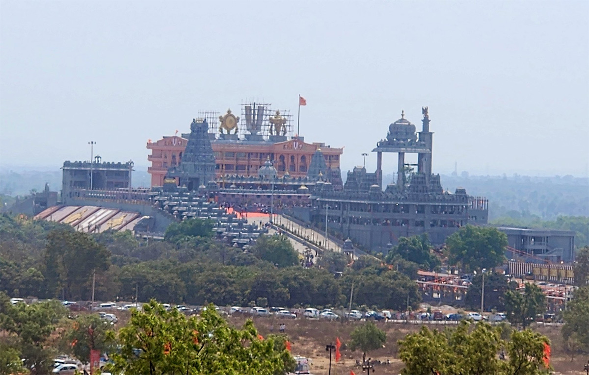 Swarnagiri Temple At Bhuvanagiri Photos10