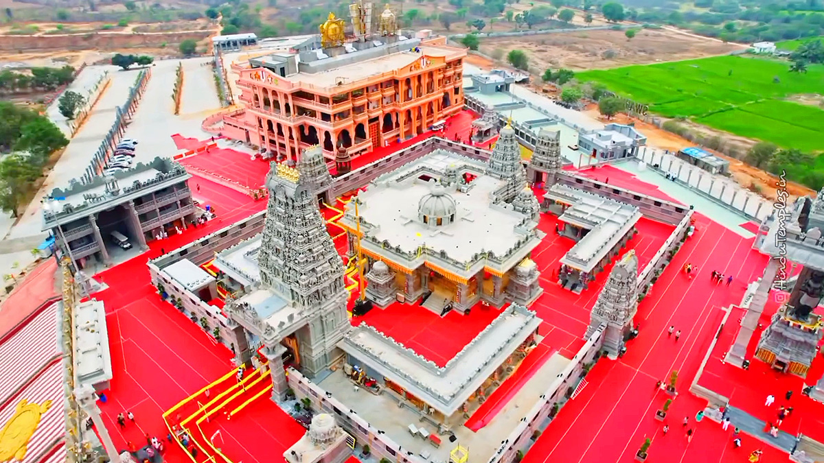 Swarnagiri Temple At Bhuvanagiri Photos12