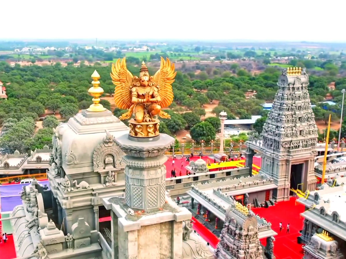 Swarnagiri Temple At Bhuvanagiri Photos4