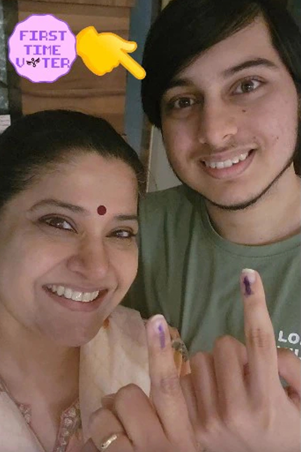 Lok Sabha Elections 2024 Celebrities Cast Their Votes In Mumbai Photos Viral18