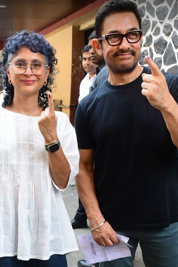 Lok Sabha Elections 2024 Celebrities Cast Their Votes In Mumbai Photos Viral40