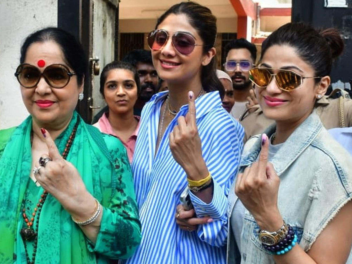 Lok Sabha Elections 2024 Celebrities Cast Their Votes In Mumbai Photos Viral45