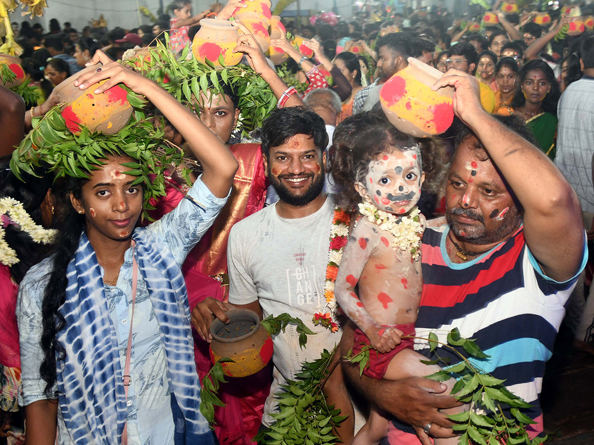 Tataiahgunta Gangamma Jatara in Tirupati Photos8