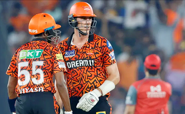 Kolkata Knight Riders vs Sunrisers Hyderabad Qualifier 1 Photos13