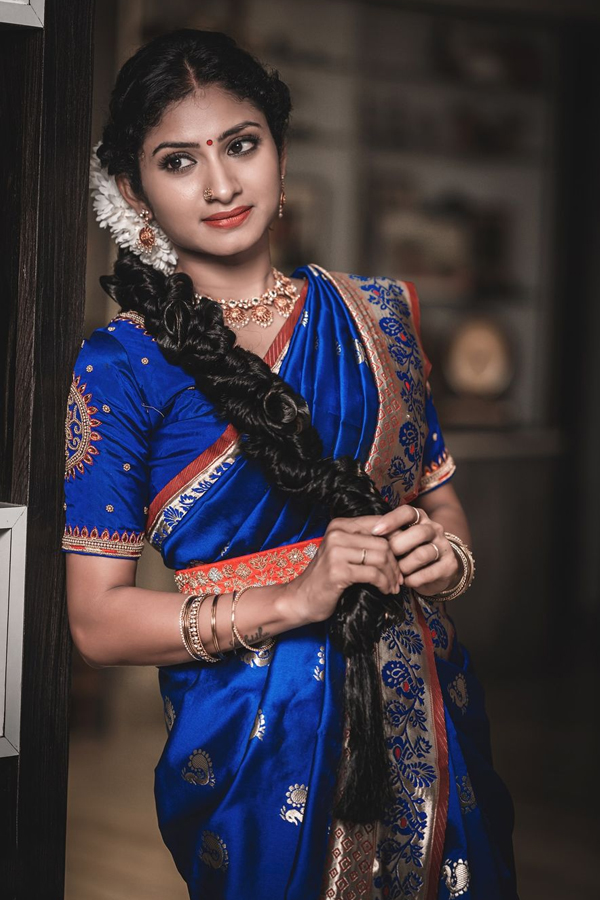 TV Actress Vishnu Priya Stunning Photos Goes Viral14