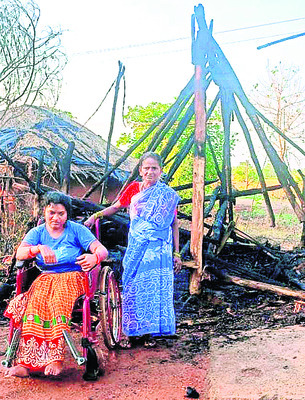 అగ్ని ప్రమాదంలో ఇల్లు దగ్ధం3