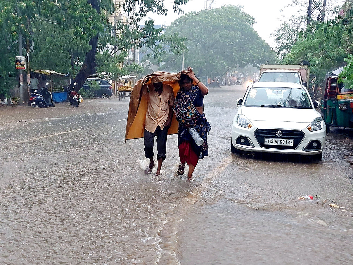 Best Photos of The Day in AP and Telangana Photo Gallery1