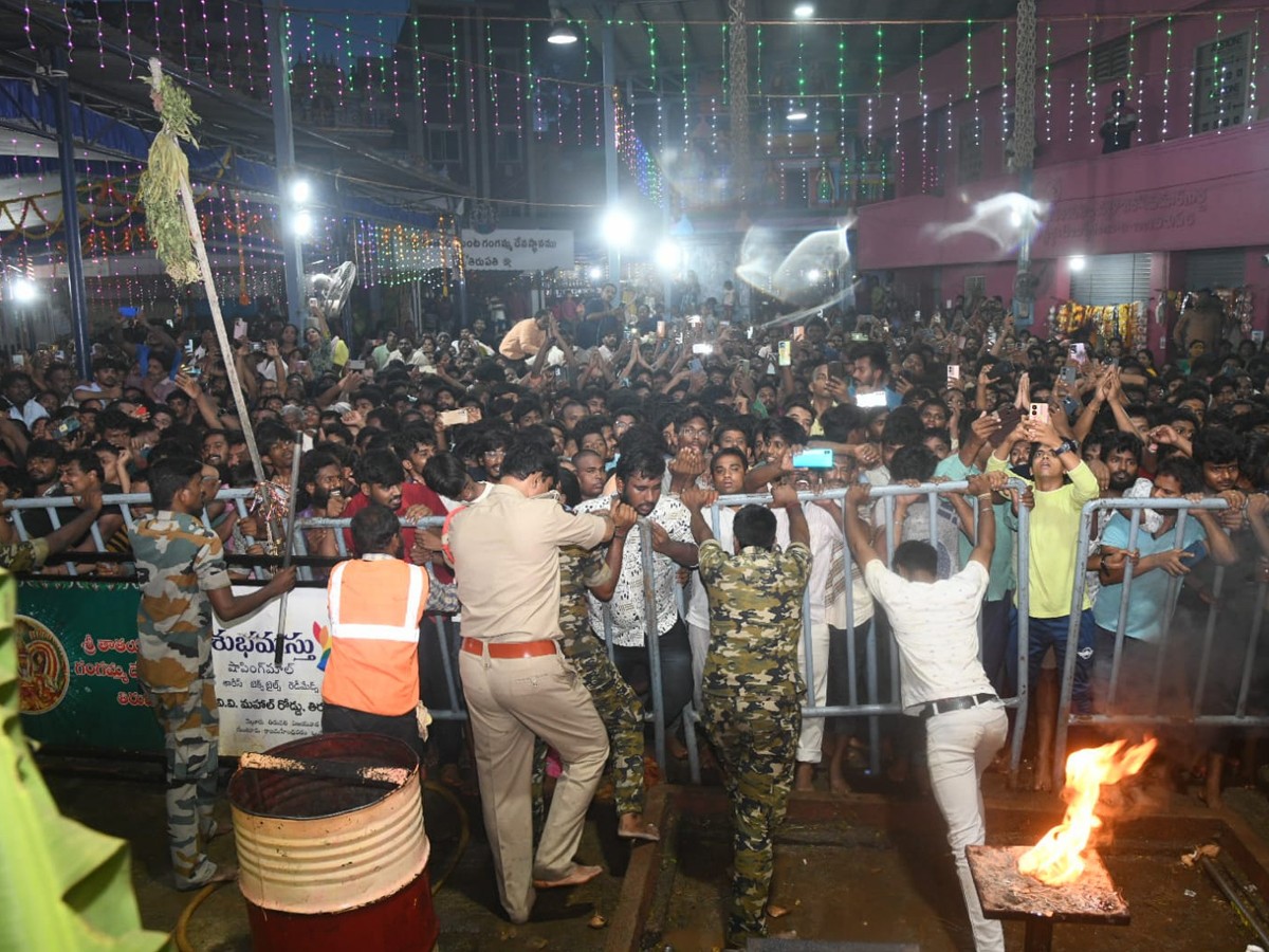 Last Day Of Tirupati Sri Tataya Gunta Gangamma Jatara23