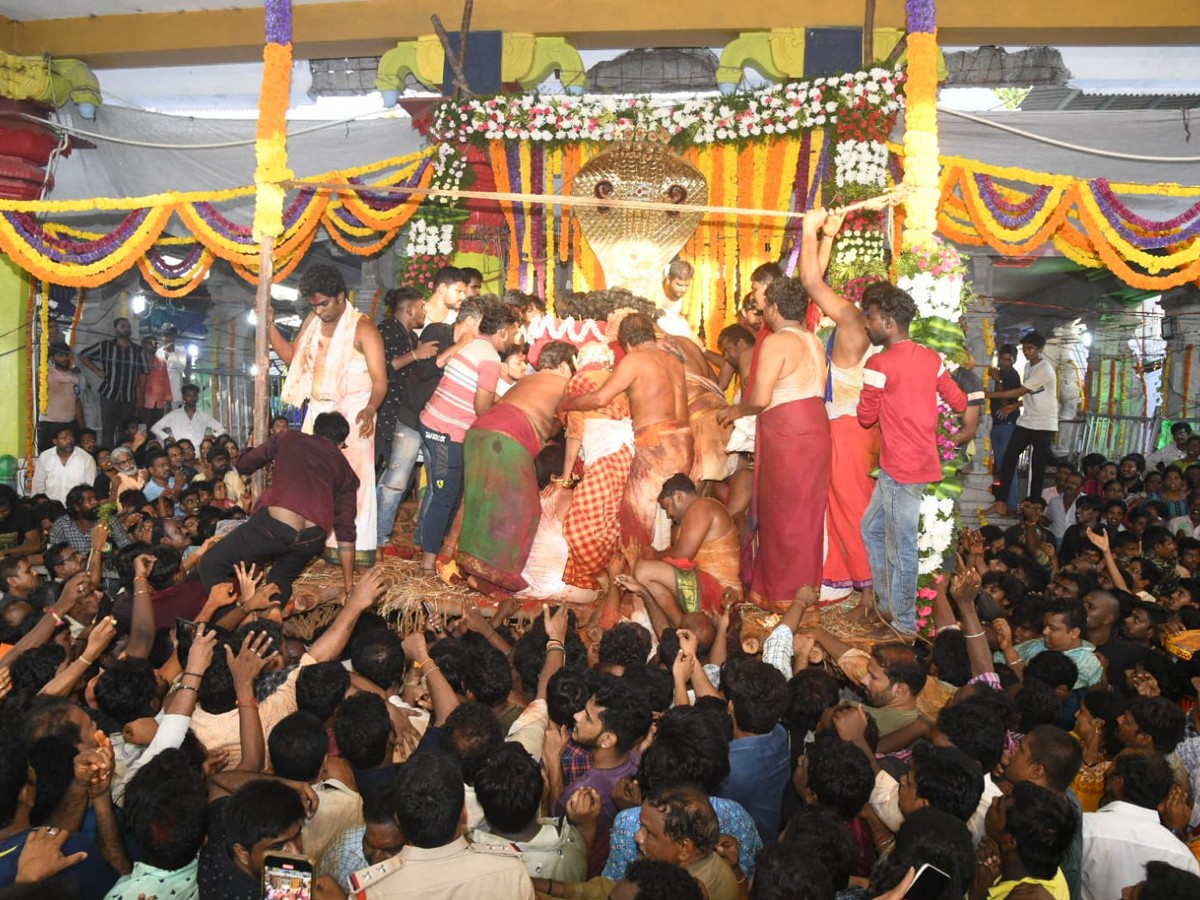 Last Day Of Tirupati Sri Tataya Gunta Gangamma Jatara35