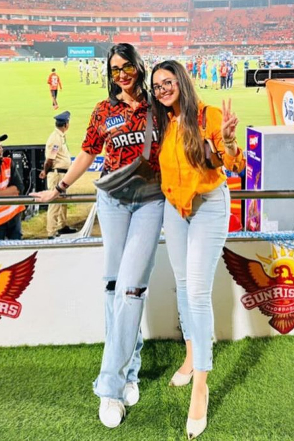 IPL 2024 Latest Crush: Who Is Komal Sharma Abhishek Sharma Sister Photos6