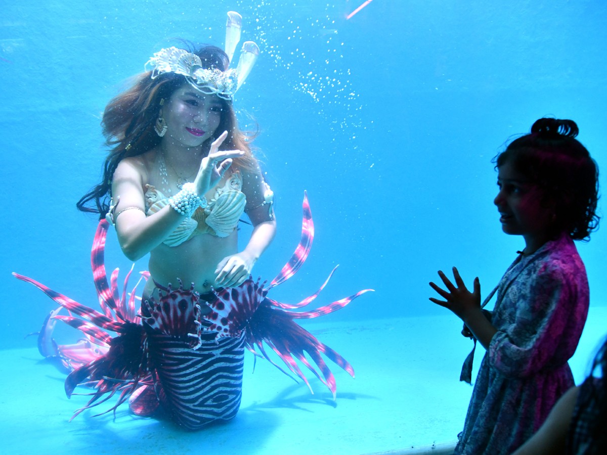 Mermaid Show In Kukatpally Hyderabad Photos Viral1