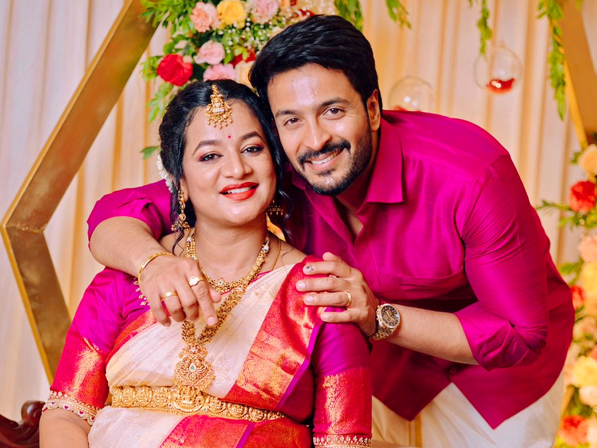 Kannada actors Darshak Gowda and Shilpa Ravi welcome baby boy Photos5