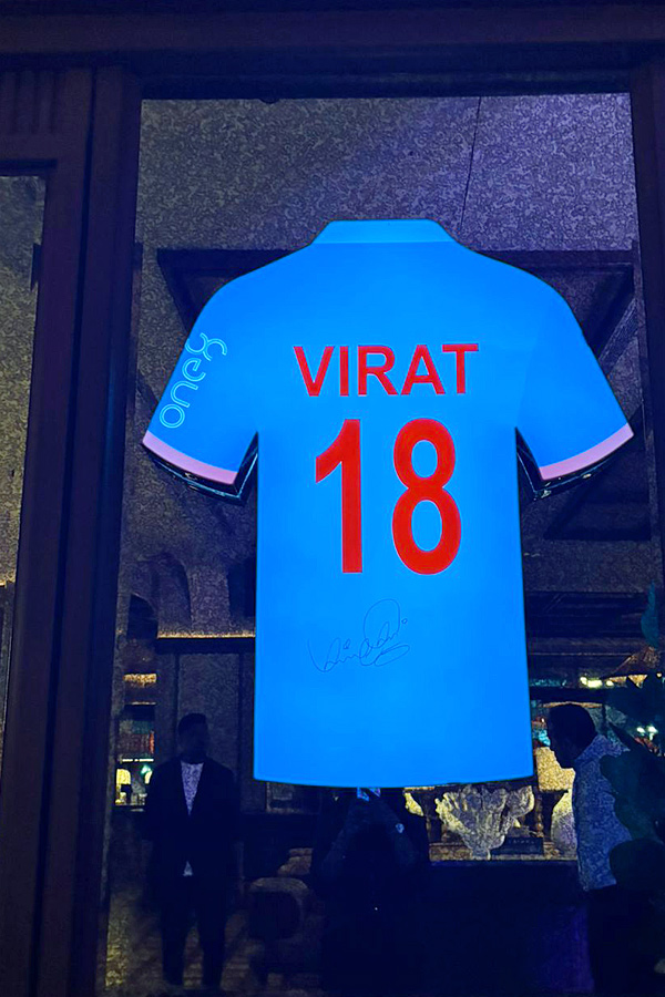 Virat Kohlis restaurant In Hyderabad Photos3