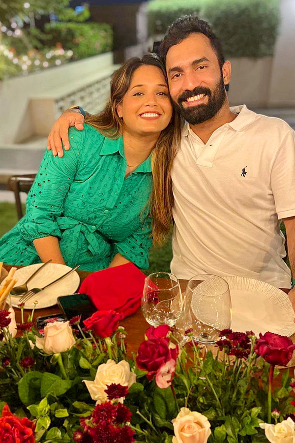 Dinesh Karthik's Lovely Wife Who Saved After His First Wife Betrayed Him: Photos14